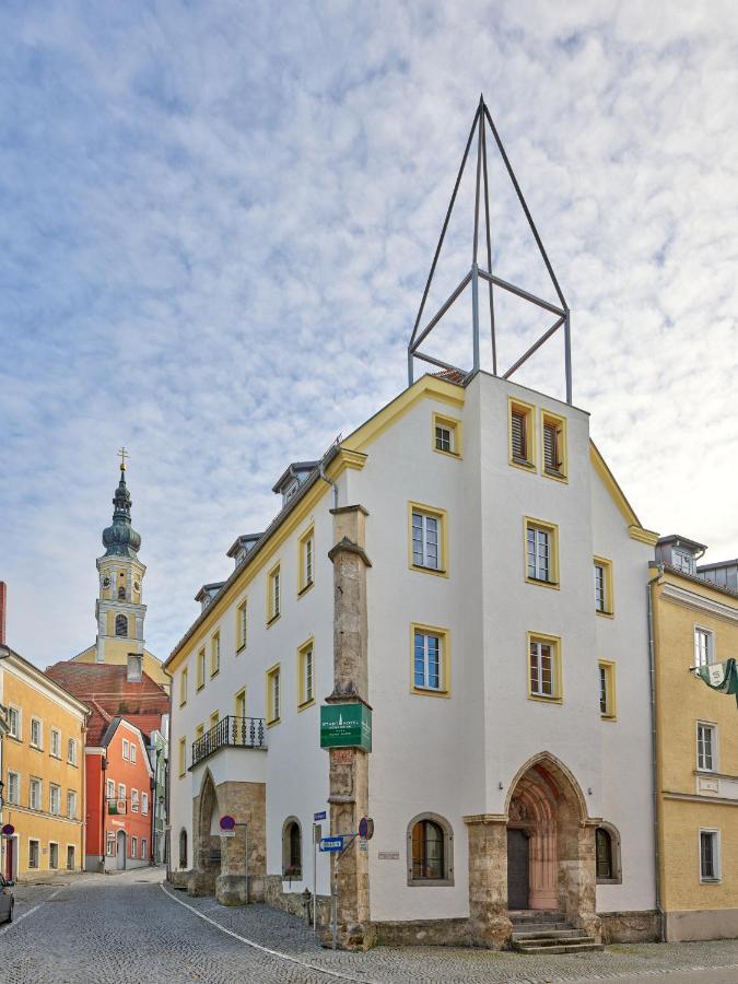 Hotel Stadthotel 4*